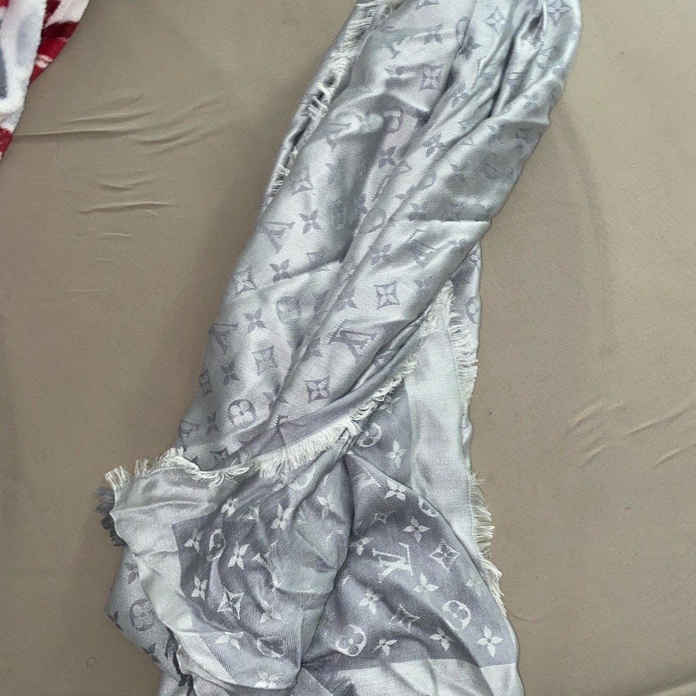 Louis Vuitton monogram shawl (scarf)